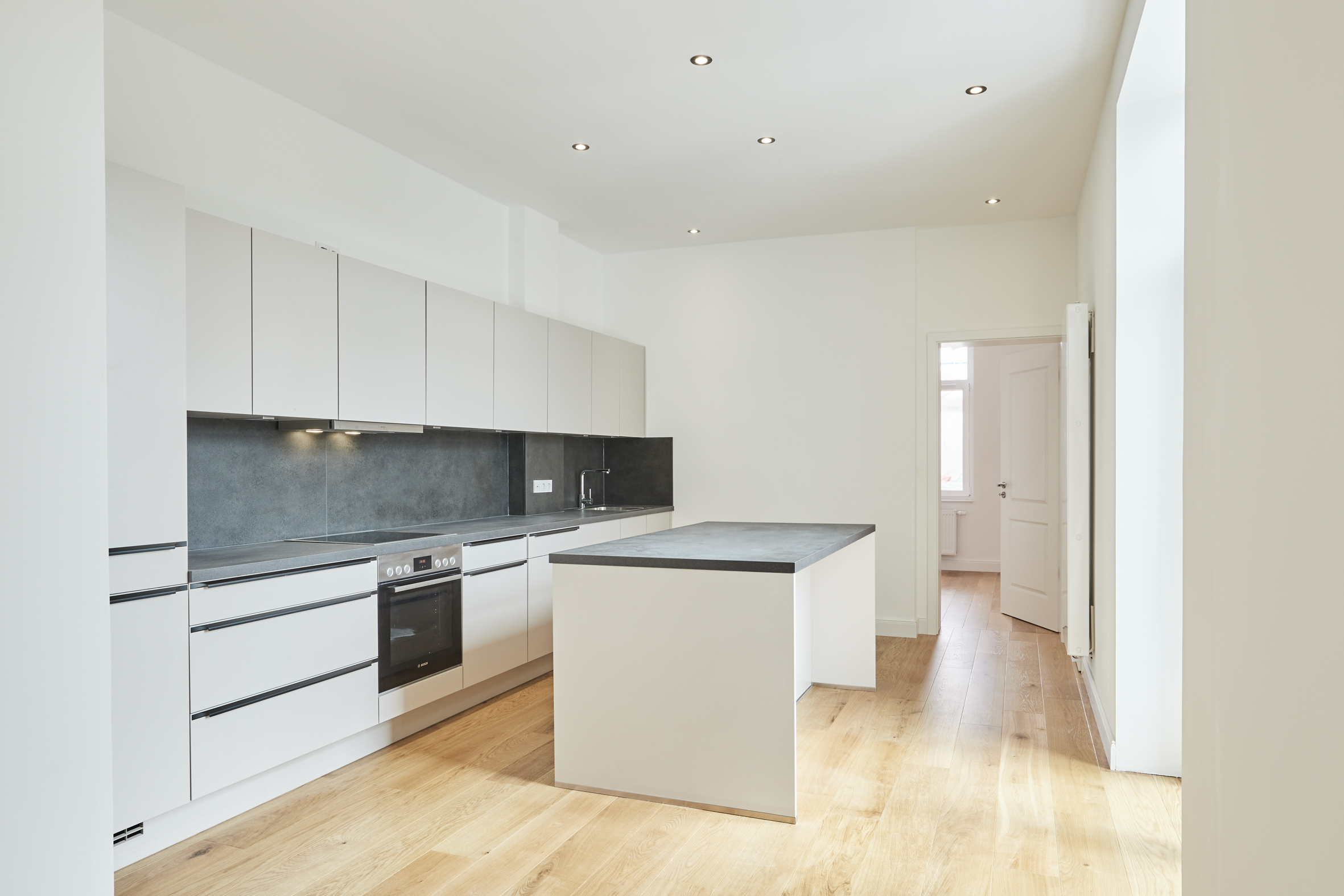 Einbauküche - 4,5-Zimmerwohnung mit Einbauküche in Hannover Linden – Aufwendig saniert