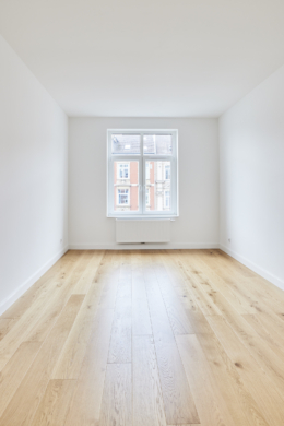 Zimmer 1 - 4,5-Zimmerwohnung mit Einbauküche in Hannover Linden – Aufwendig saniert