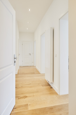 Flur - 4,5-Zimmerwohnung mit Einbauküche in Hannover Linden – Aufwendig saniert