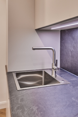 Küche-Details - *VERKAUFT*Hochwertige Dachgeschosswohnung mit Einbauküche und großem Tageslichtbad