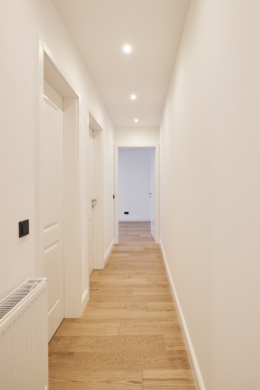 Flur Obergeschoss - **RESERVIERT**-Remise mit höchster Ausstattung auf 2 Etagen und Terrasse