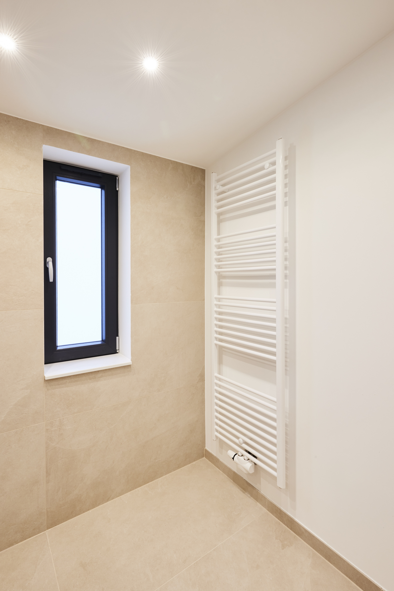 Detail Badezimmer_1 - **RESERVIERT**-Remise mit höchster Ausstattung auf 2 Etagen und Terrasse