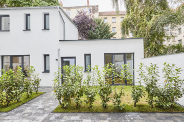 Remise Außenansicht_3 - **RESERVIERT**-Remise mit höchster Ausstattung auf 2 Etagen und Terrasse