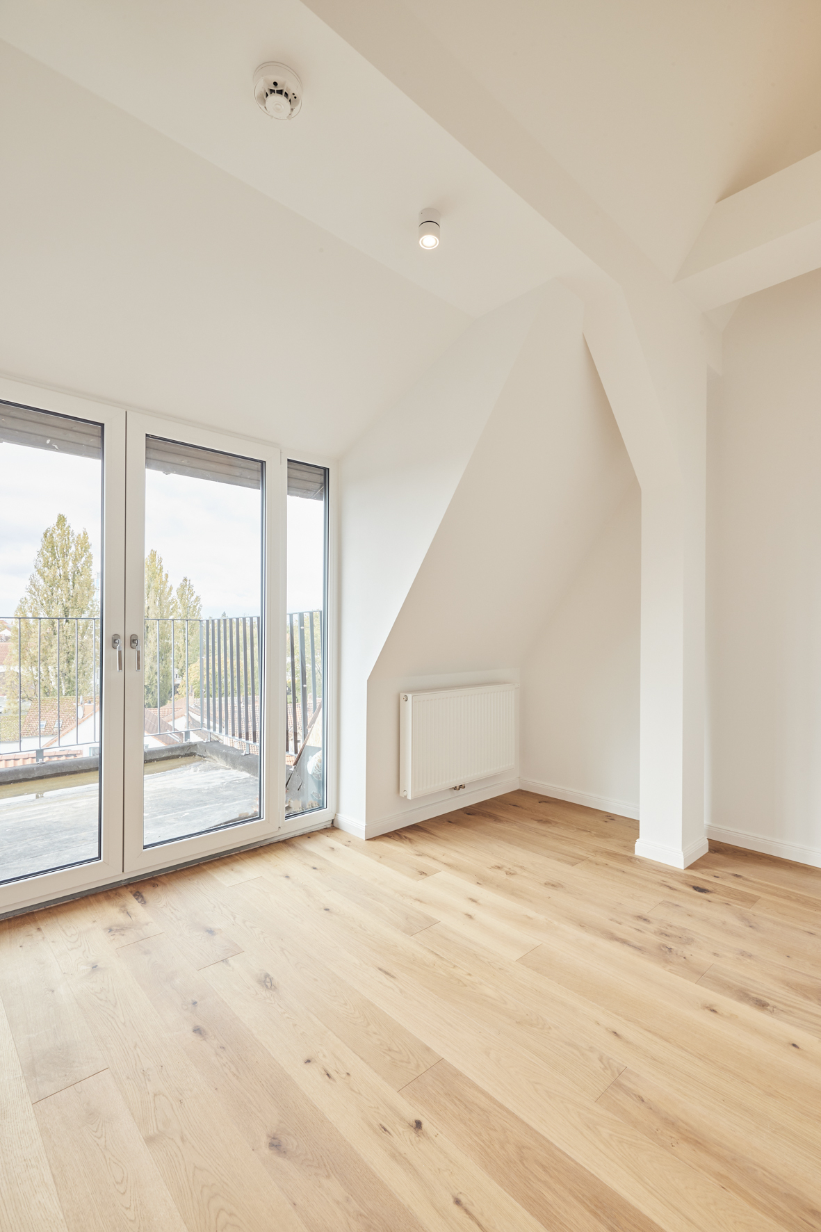 Schlafzimmer_1 - *verkauft*Großzügige Maisonettewohnung mit Eiche-Echtholzparkett in der Nordstadt