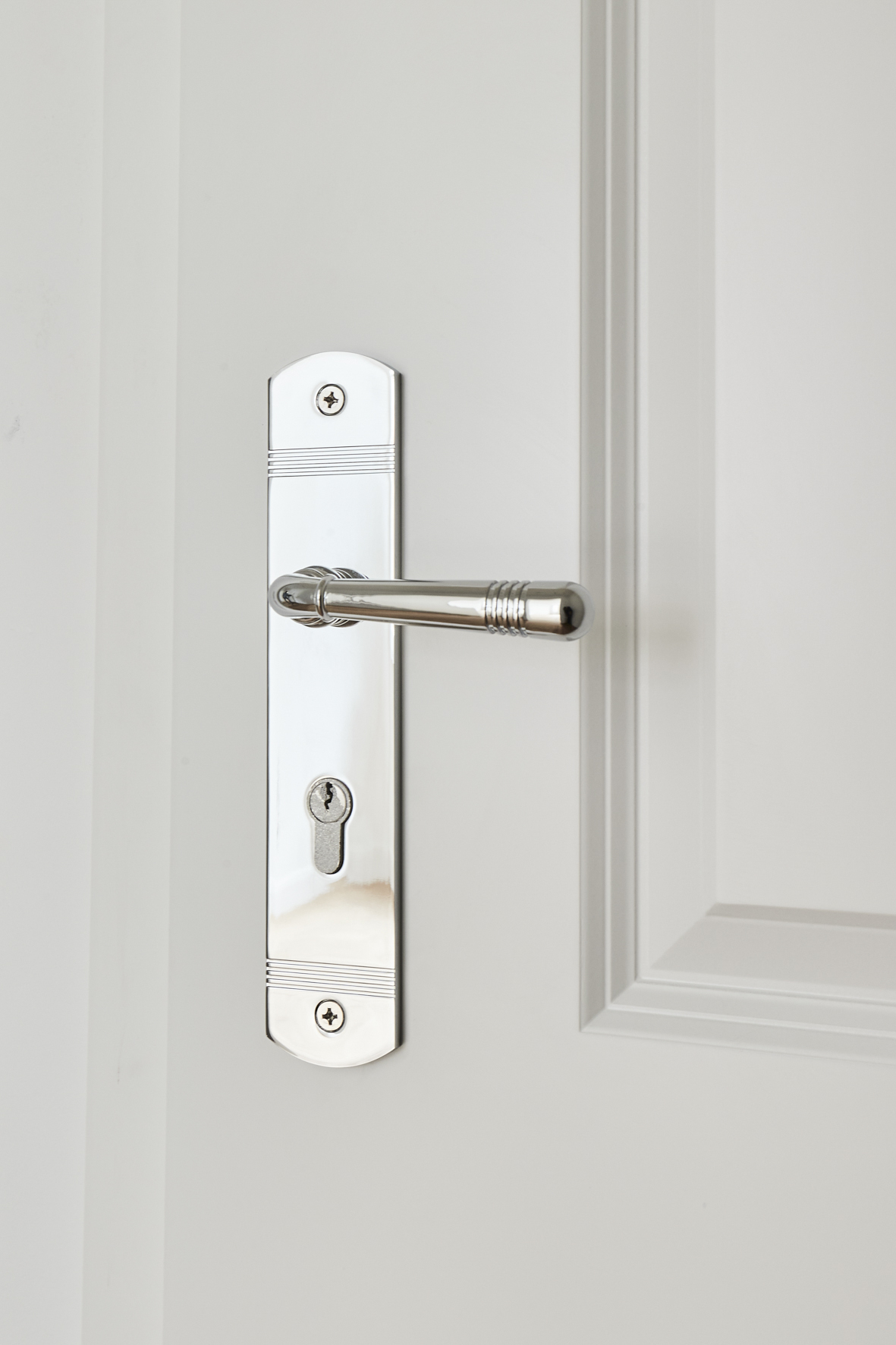 Details- - *verkauft*Großzügige Maisonettewohnung mit Eiche-Echtholzparkett in der Nordstadt