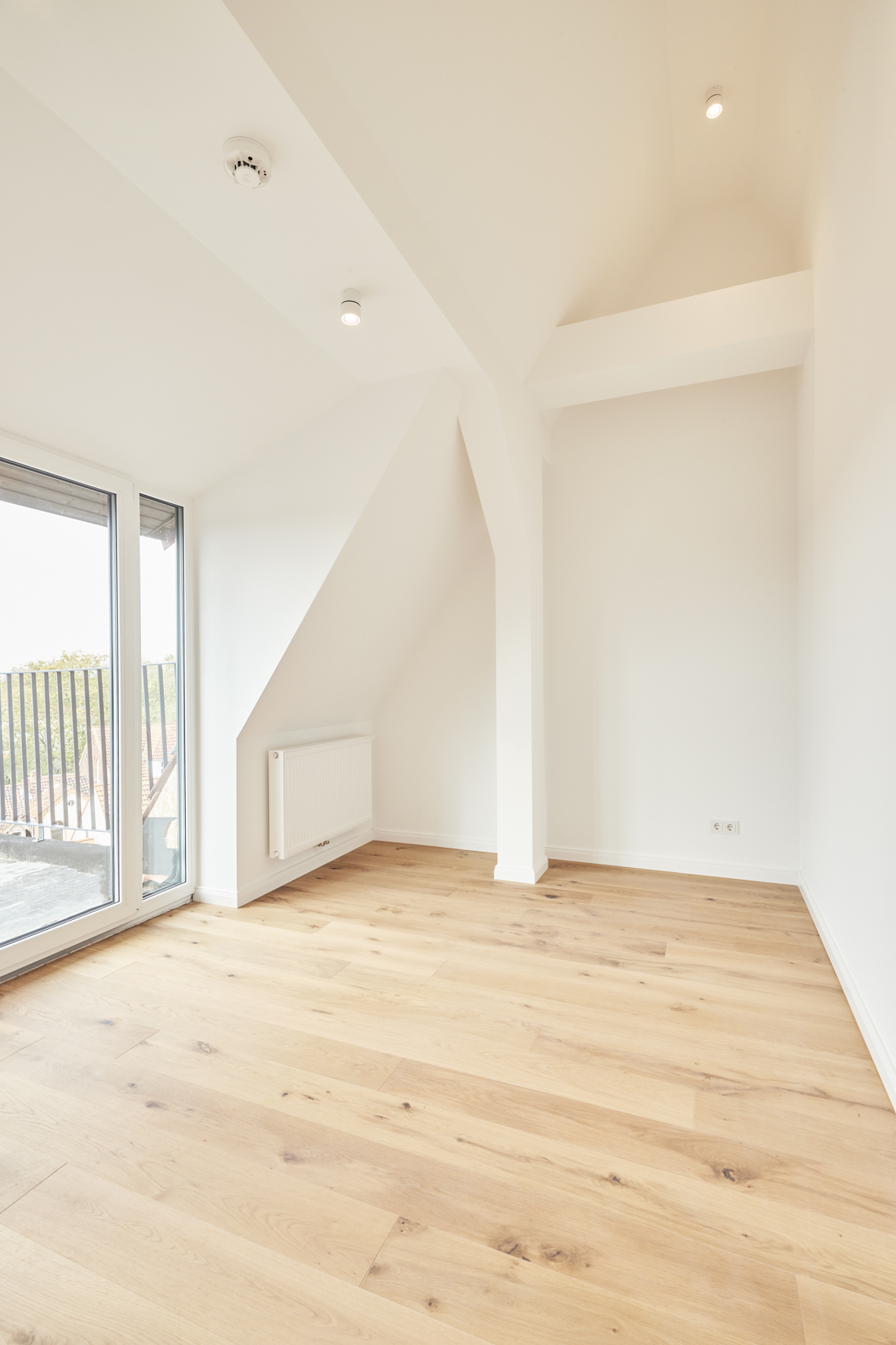 Schlafzimmer - *verkauft*Großzügige Maisonettewohnung mit Eiche-Echtholzparkett in der Nordstadt