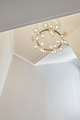 VHDetail Deckenbeleuchtung - *verkauft*Großzügige Maisonettewohnung mit Eiche-Echtholzparkett in der Nordstadt