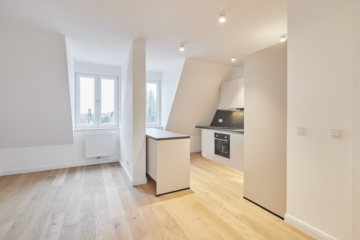 Wohn-Essbereich - *verkauft*Großzügige Maisonettewohnung mit Eiche-Echtholzparkett in der Nordstadt