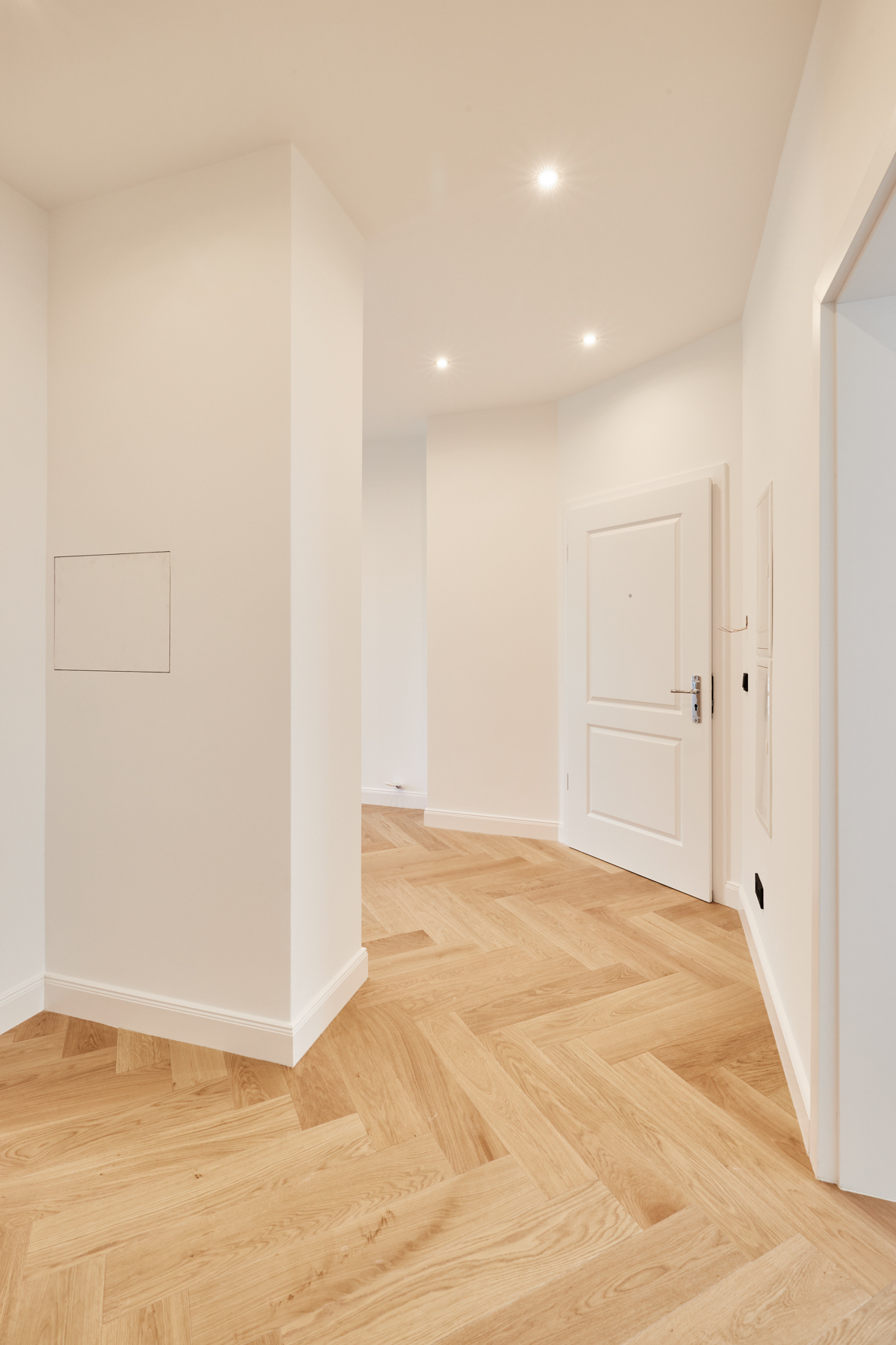 Flur - *Reserviert* Sanierte 3-Zimmerwohnung mit Balkon und Einbauküche