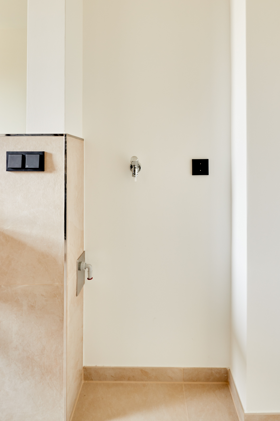 Bad-Platz für WM und Trockner - *Reserviert* Sanierte 3-Zimmerwohnung mit Balkon und Einbauküche