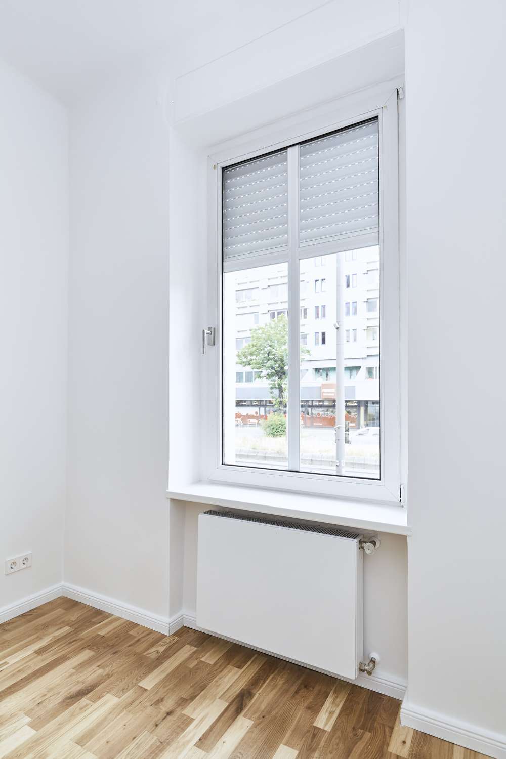 Kinderzimmer - Sofort bezugsfreie sanierte 3-Zimmer-Wohnung im Altbau in Schöneberg