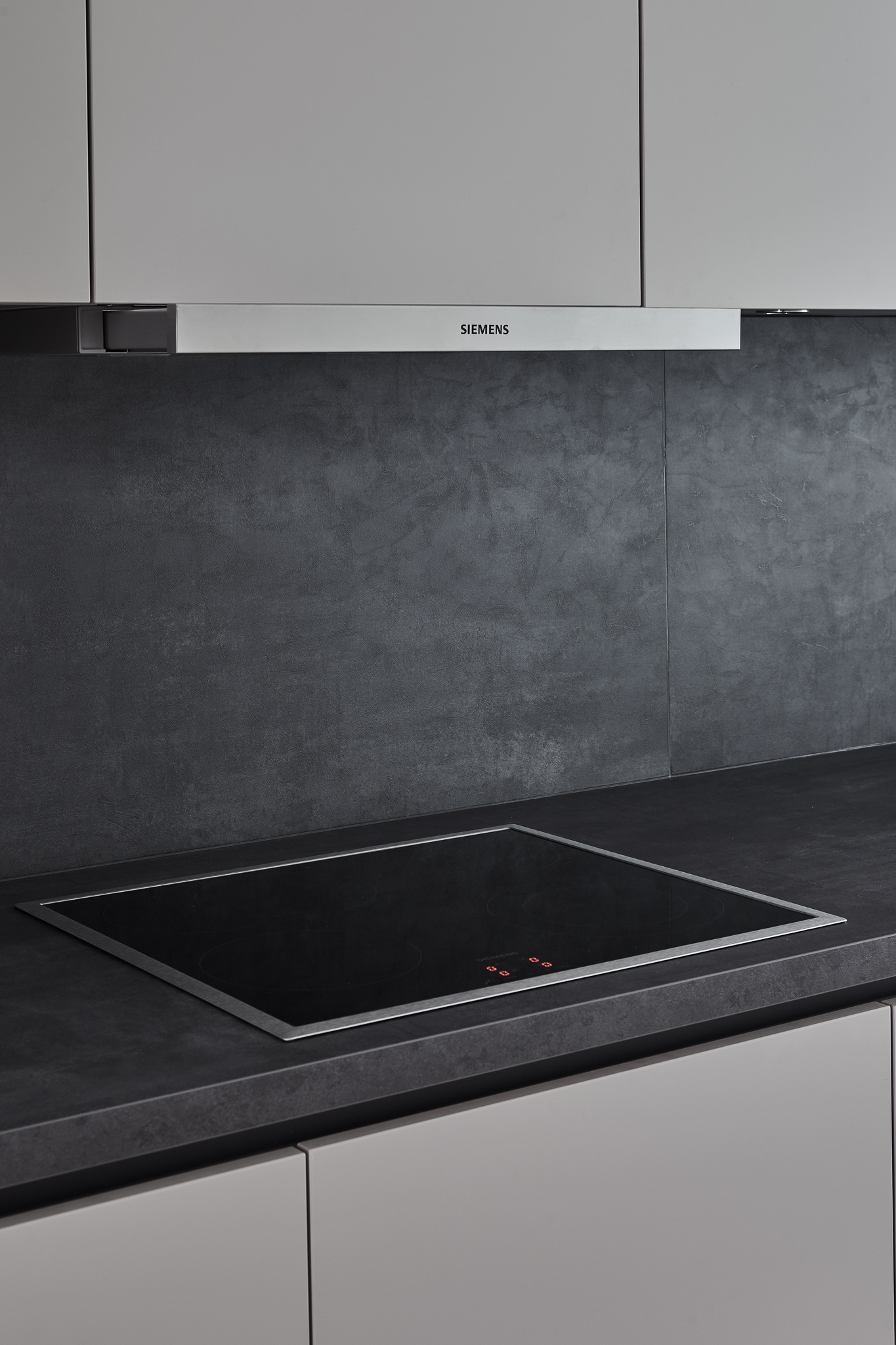 Küche - Details - *Verkauft*Sanierte 2-Zimmerwohnung mit großer Küche und Balkon in Bestlage Hannover List