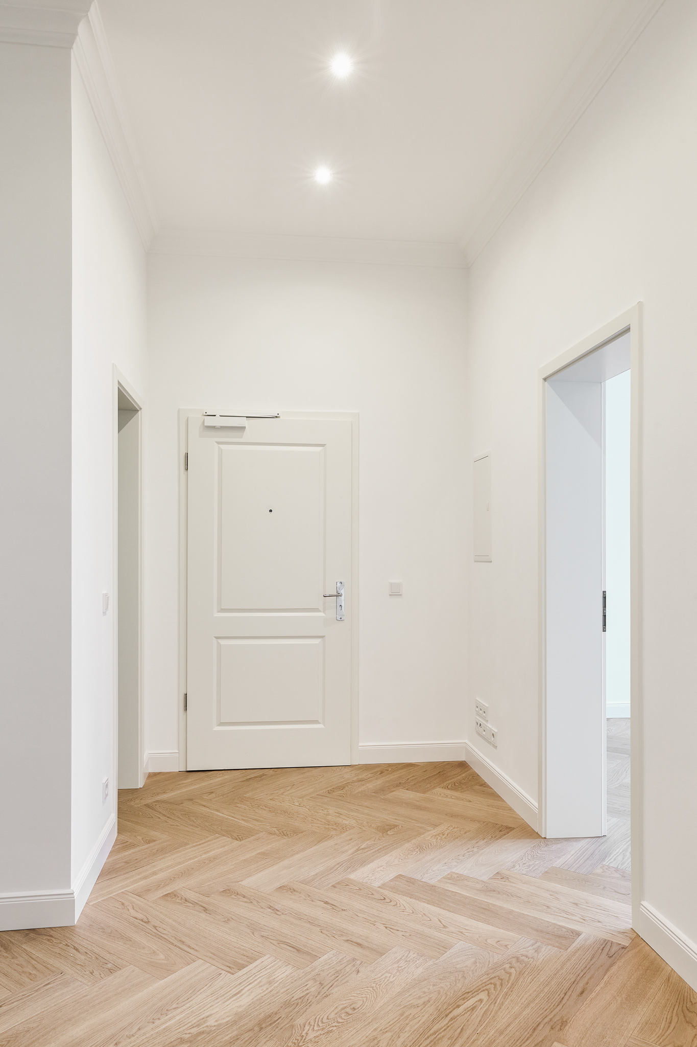 Eingangsbereich - *Verkauft*Sanierte 2-Zimmerwohnung mit großer Küche und Balkon in Bestlage Hannover List