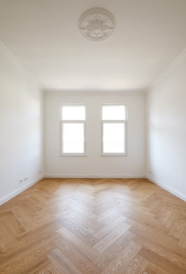 Wohnzimmer_ - *Verkauft*Sanierte 2-Zimmerwohnung mit großer Küche und Balkon in Bestlage Hannover List