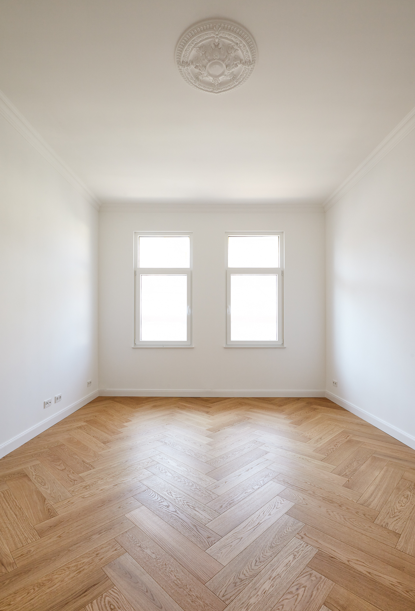 Wohnzimmer_ - *Verkauft*Sanierte 2-Zimmerwohnung mit großer Küche und Balkon in Bestlage Hannover List