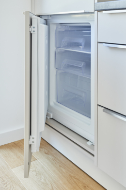 Detail-Einbauküche_1 - Erstklassige 2-Zimmerwohnung mit Balkon und Einbauküche in Bestlage Hannover