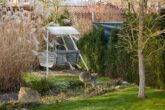 Familien aufgepasst - Architektur trifft auf höchsten Komfort mit Saunahaus und Whirlpool - Detail Garten