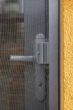 Familien aufgepasst - Architektur trifft auf höchsten Komfort mit Saunahaus und Whirlpool - Detail-Tür