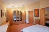 Familien aufgepasst - Architektur trifft auf höchsten Komfort mit Saunahaus und Whirlpool - Schlafzimmer Obergeschoss_