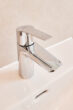 **Reserviert**Dachgeschosswohnung mit Einbauküche und großem Tageslichtbad mit Badewanne und Dusche - Badezimmer-Detail_Grohe_