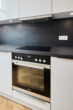 **Reserviert**-Einzimmer Altbauwohnung mit Einbauküche und Balkon in Bestlage Hannover List - Küche - Detail Siemens