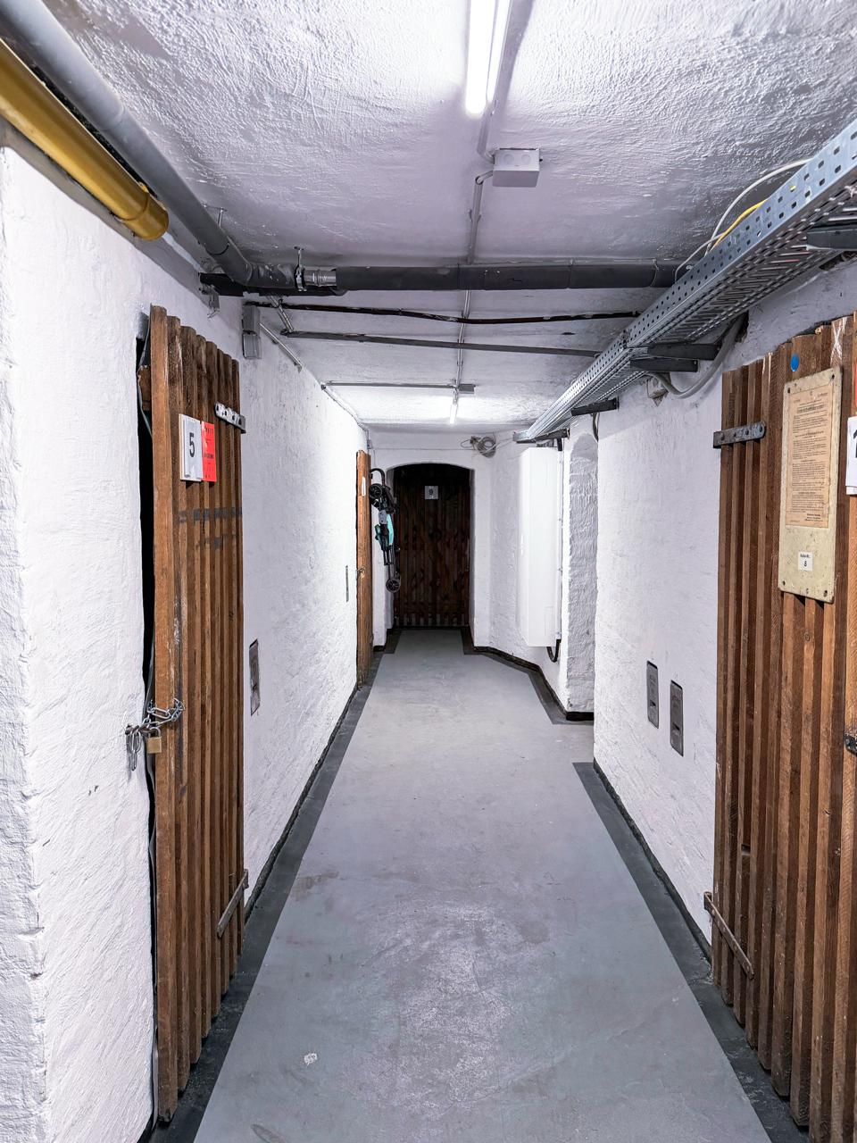 Keller - Stilvoll sanierte 1-Zimmer-Wohnung in Toplage der List – Erstbezug mit Balkon & neuer Einbauküche