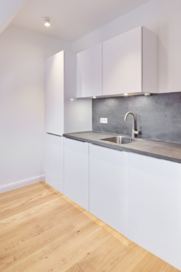 Detail-Küche - **Verkauft**-Helle 2-Zimmerwohnung mit Echtholzboden und hochwertiger Einbauküche zum Erstbezug
