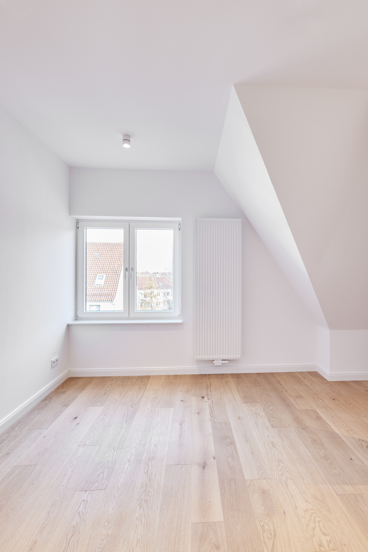 Wohnzimmer - **Verkauft**-Helle 2-Zimmerwohnung mit Echtholzboden und hochwertiger Einbauküche zum Erstbezug