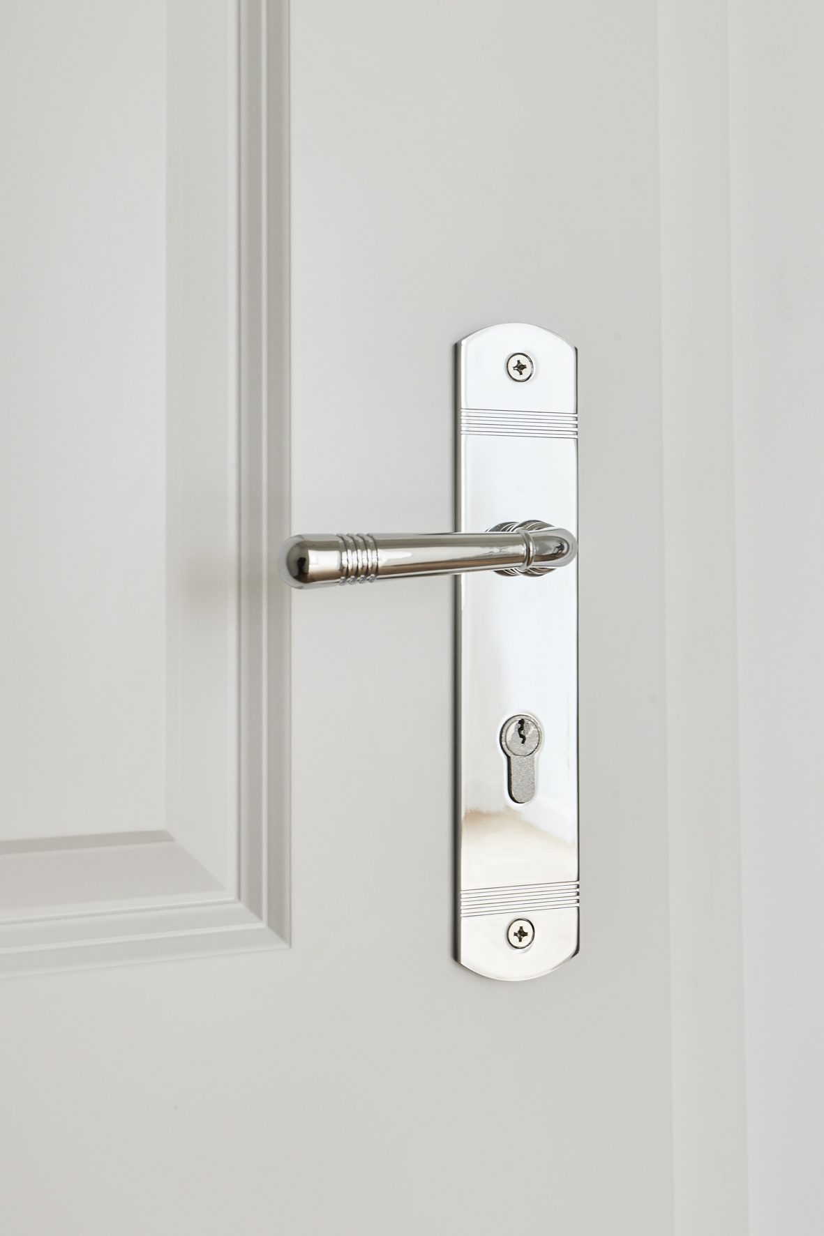 Detail Wohnungstür - **Verkauft**-Helle 2-Zimmerwohnung mit Echtholzboden und hochwertiger Einbauküche zum Erstbezug