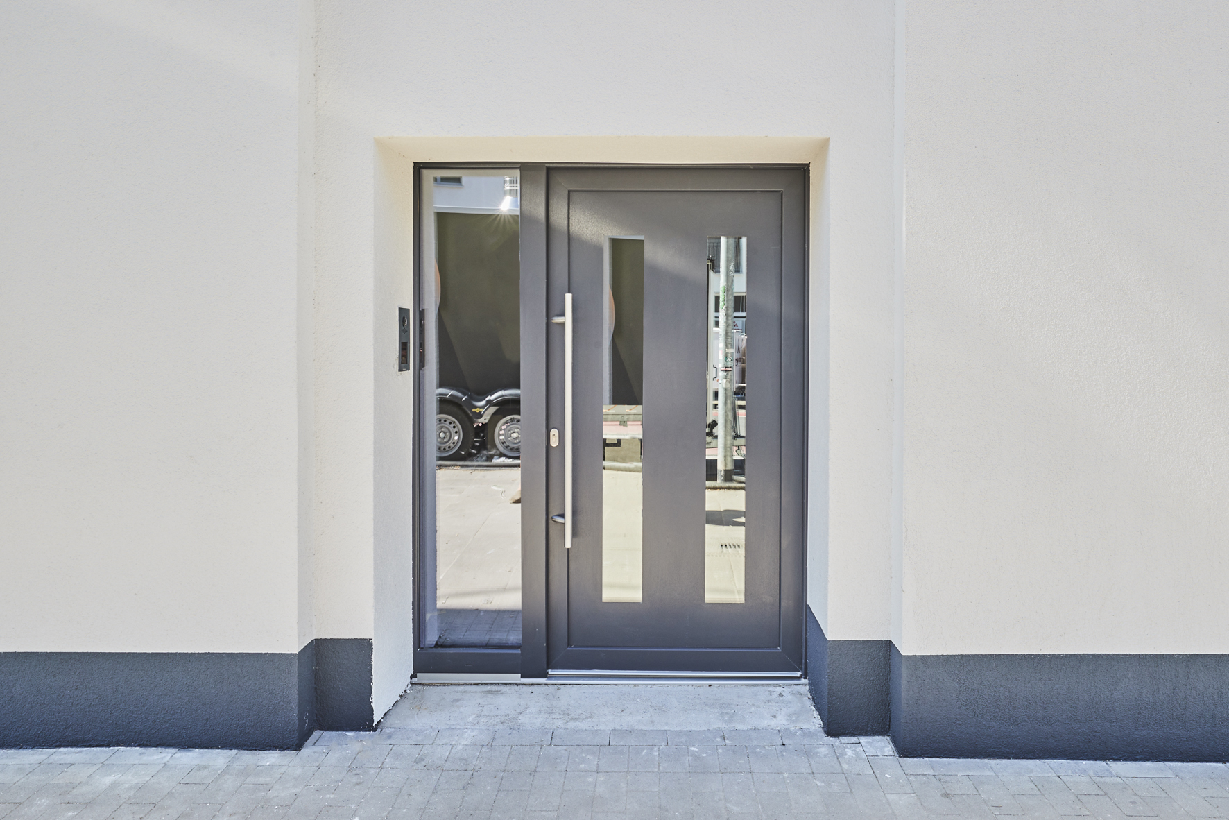 Hauseingang_Detail6 - Traumhaftes 2-Zimmerapartment mit Balkon und Einbauküche in Bestlage Hannover