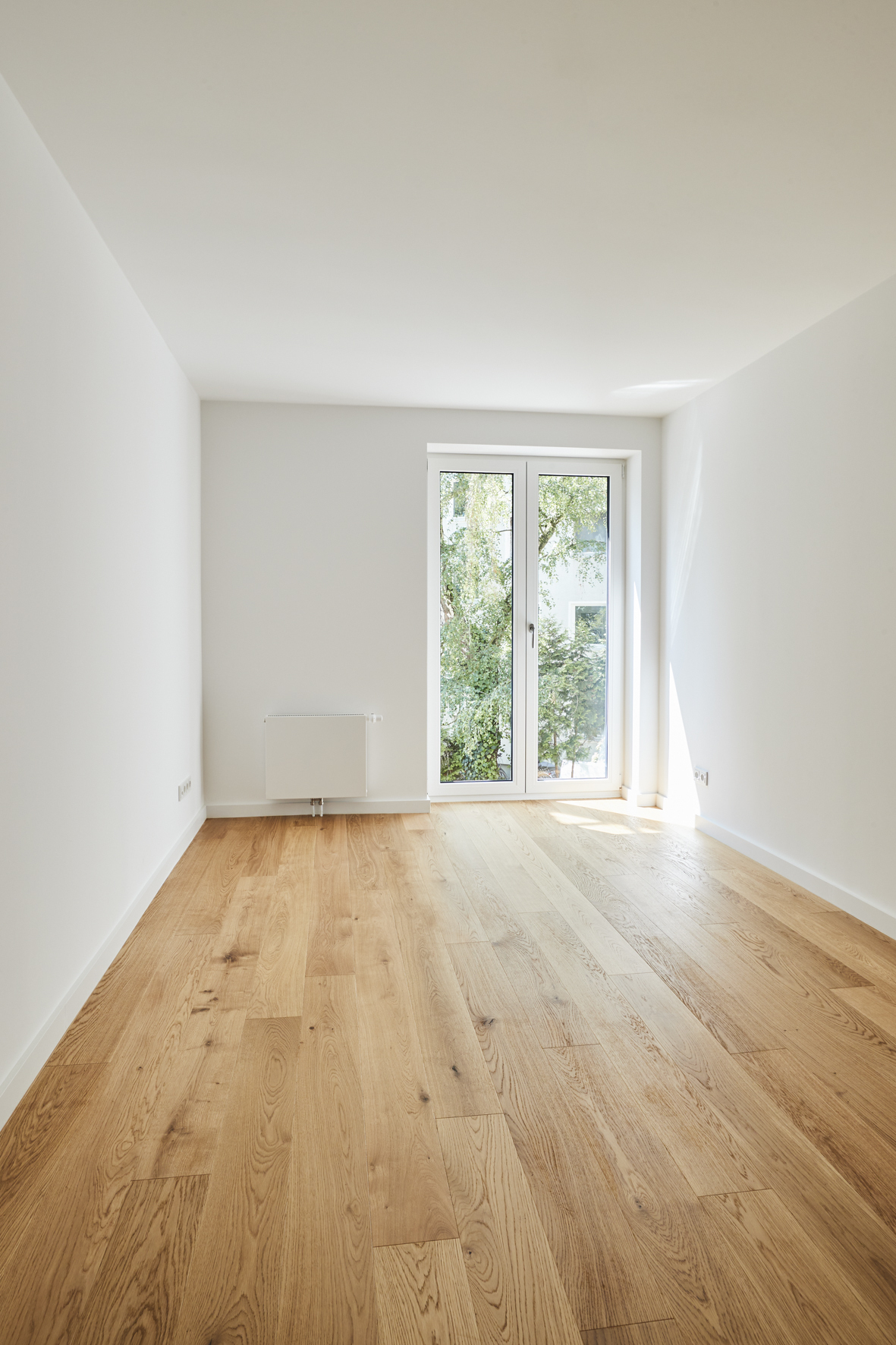 Schlafzimmer - Traumhaftes 2-Zimmerapartment mit Balkon und Einbauküche in Bestlage Hannover