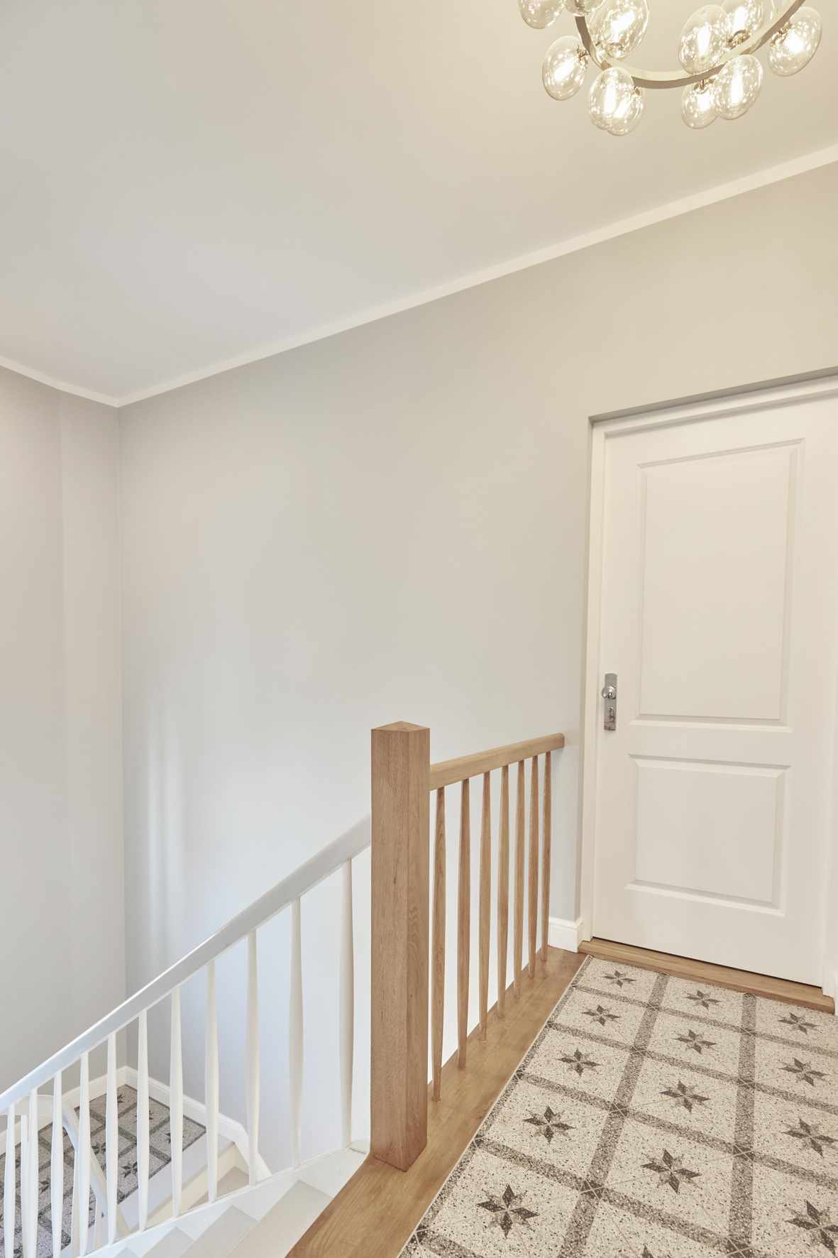 Eingangstür - Modernes 2-Zimmer-Studio-Apartment zum Erstbezug in bester Lage der Nordstadt Hannover