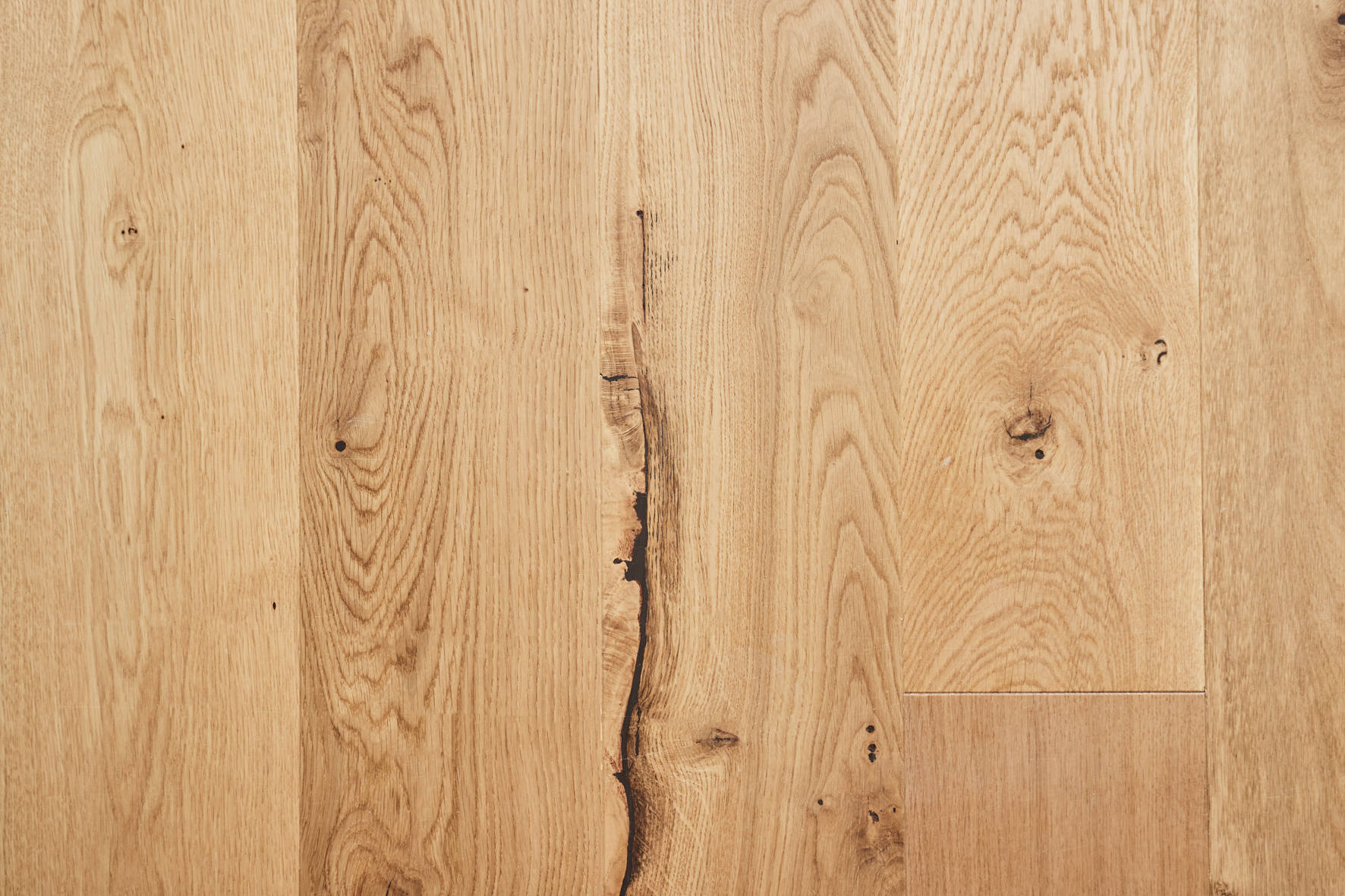 Detail Eiche-Echtholz - Modernes 2-Zimmer-Studio-Apartment zum Erstbezug in bester Lage der Nordstadt Hannover