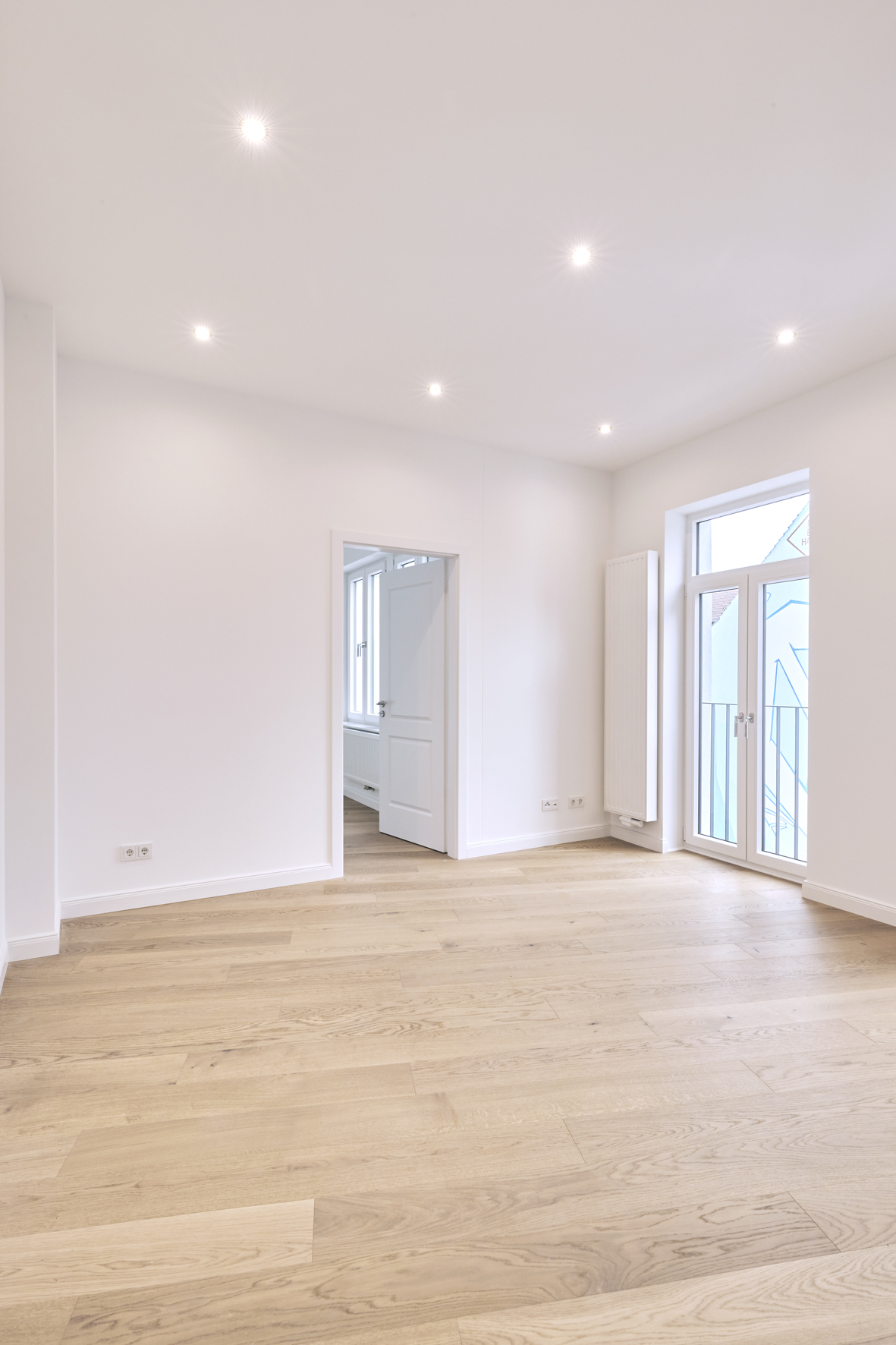 Detail Wandbeleuchtung - Modernes 2-Zimmer-Studio-Apartment zum Erstbezug in bester Lage der Nordstadt Hannover