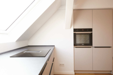 Detail Küche - Exklusive Dachgeschosswohnung mit Einbauküche zum Erstbezug