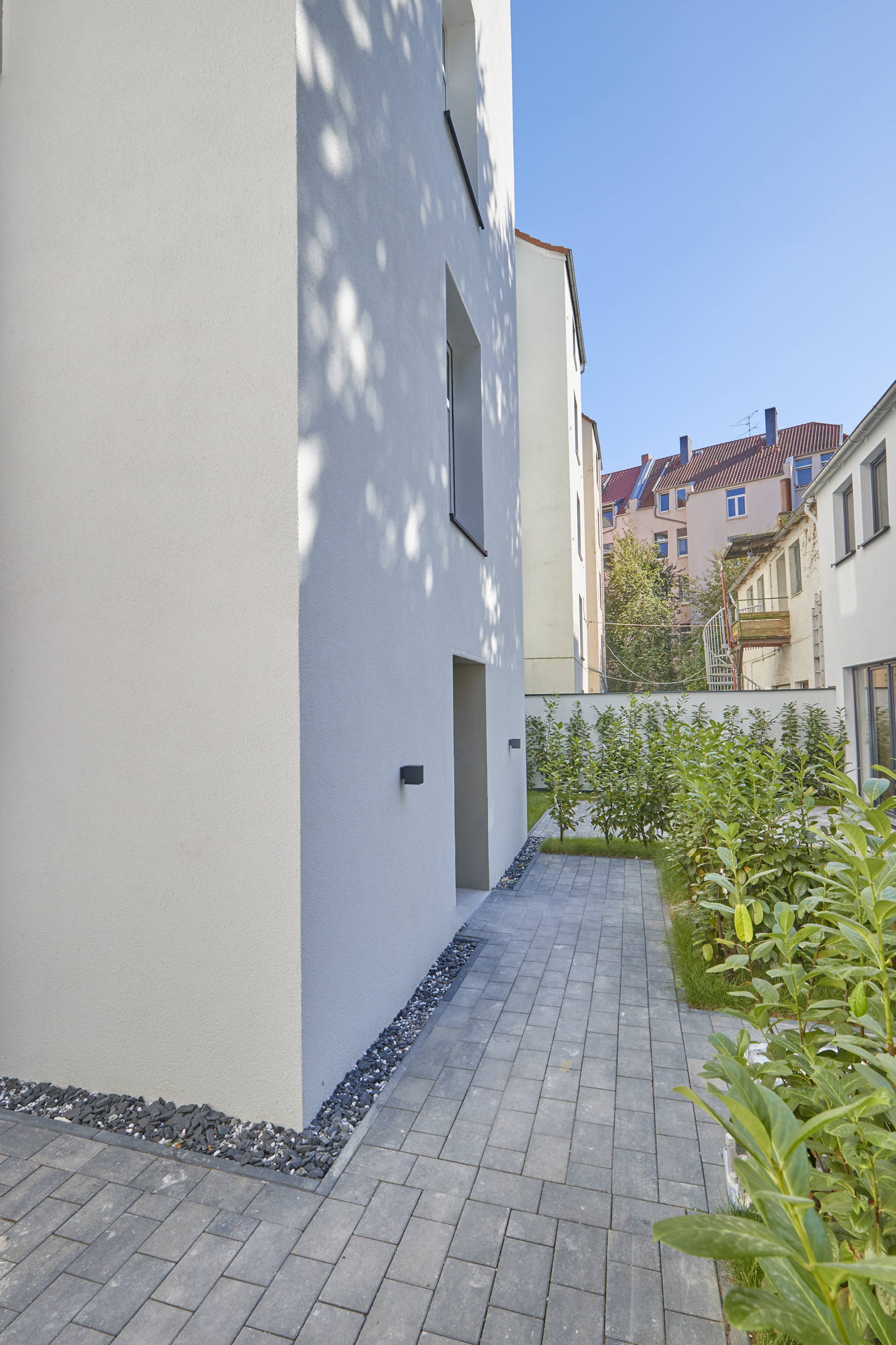 Zugang zum Haus - Vermietete Eigentumswohnung in Hannover Linden in saniertem Mehrfamilienhaus