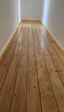 Sanierte Wohnung Boden - Mehrfamilienhaus mit 13 Wohneinheiten in Hildesheim