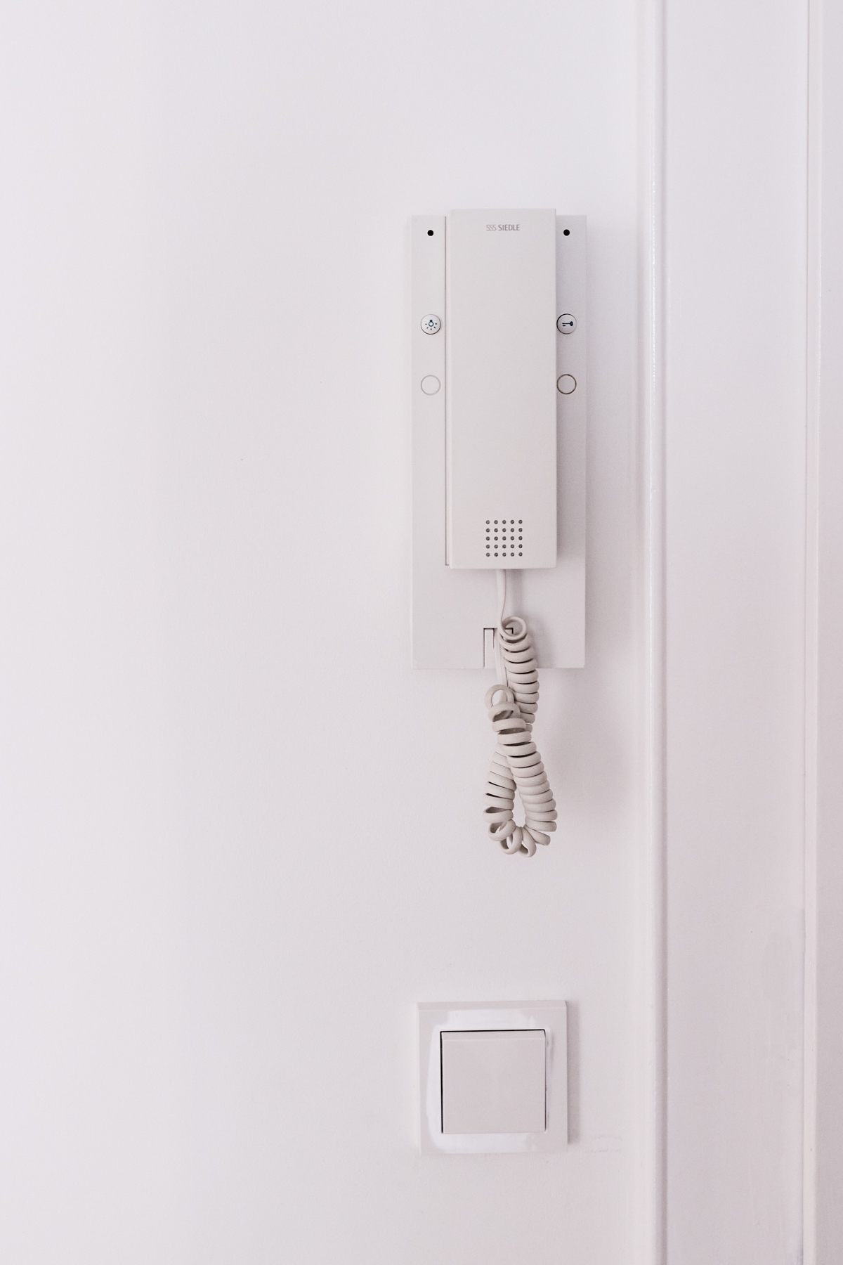 Gegensprechanlage - Vollsanierte 2-Zimmerwohnung mit hochwertiger Einbauküche in Bestlage Hildesheim