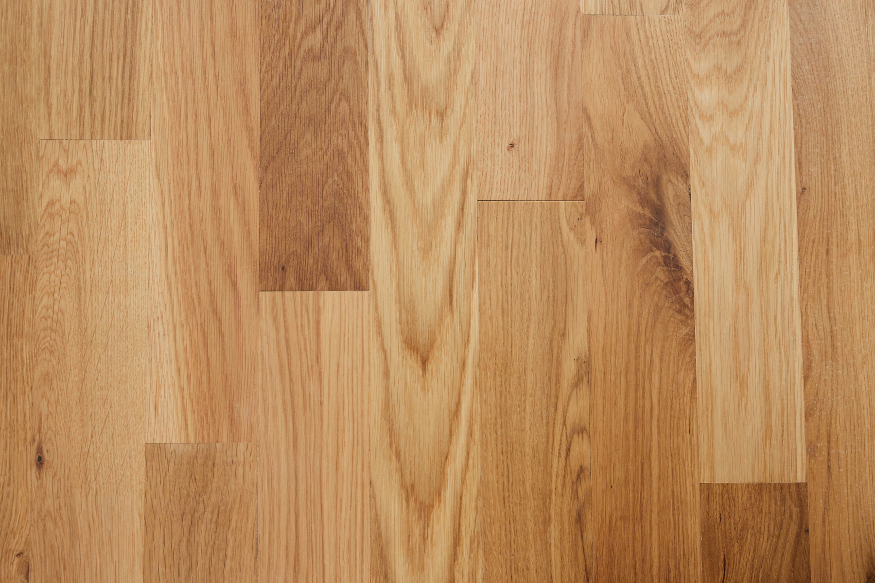 Detail-Eiche Echtholzboden - Vollsanierte 2-Zimmerwohnung mit hochwertiger Einbauküche in Bestlage Hildesheim