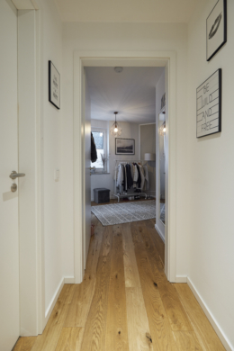 Blick in Zimmer 6 unterer Bereich - Zwei Etagen – Familientraum auf 6 Zimmern mit Gartenanteil im energetischen Neubau