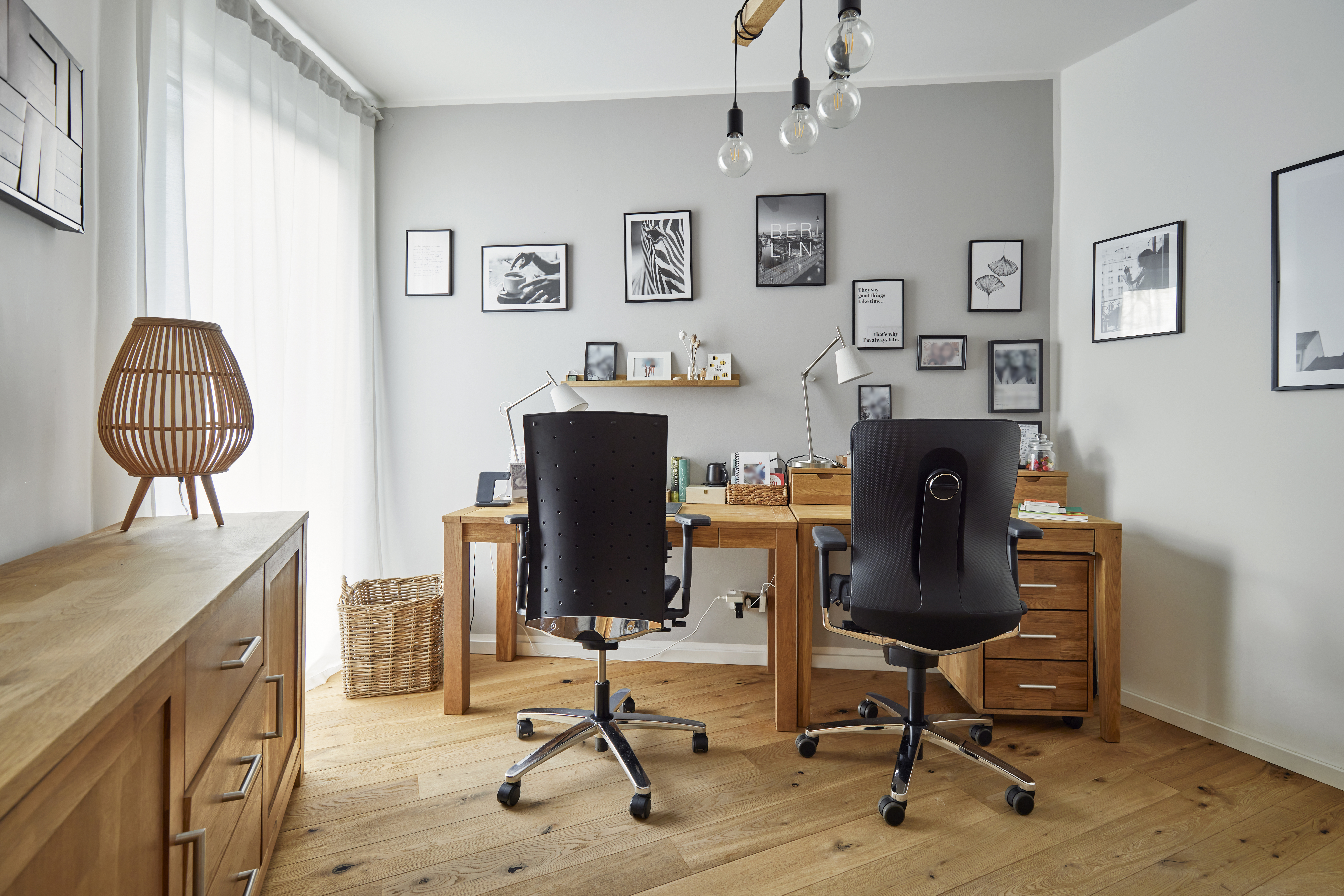 Zimmer_1-obere Etage - Zwei Etagen – Familientraum auf 6 Zimmern mit Gartenanteil im energetischen Neubau