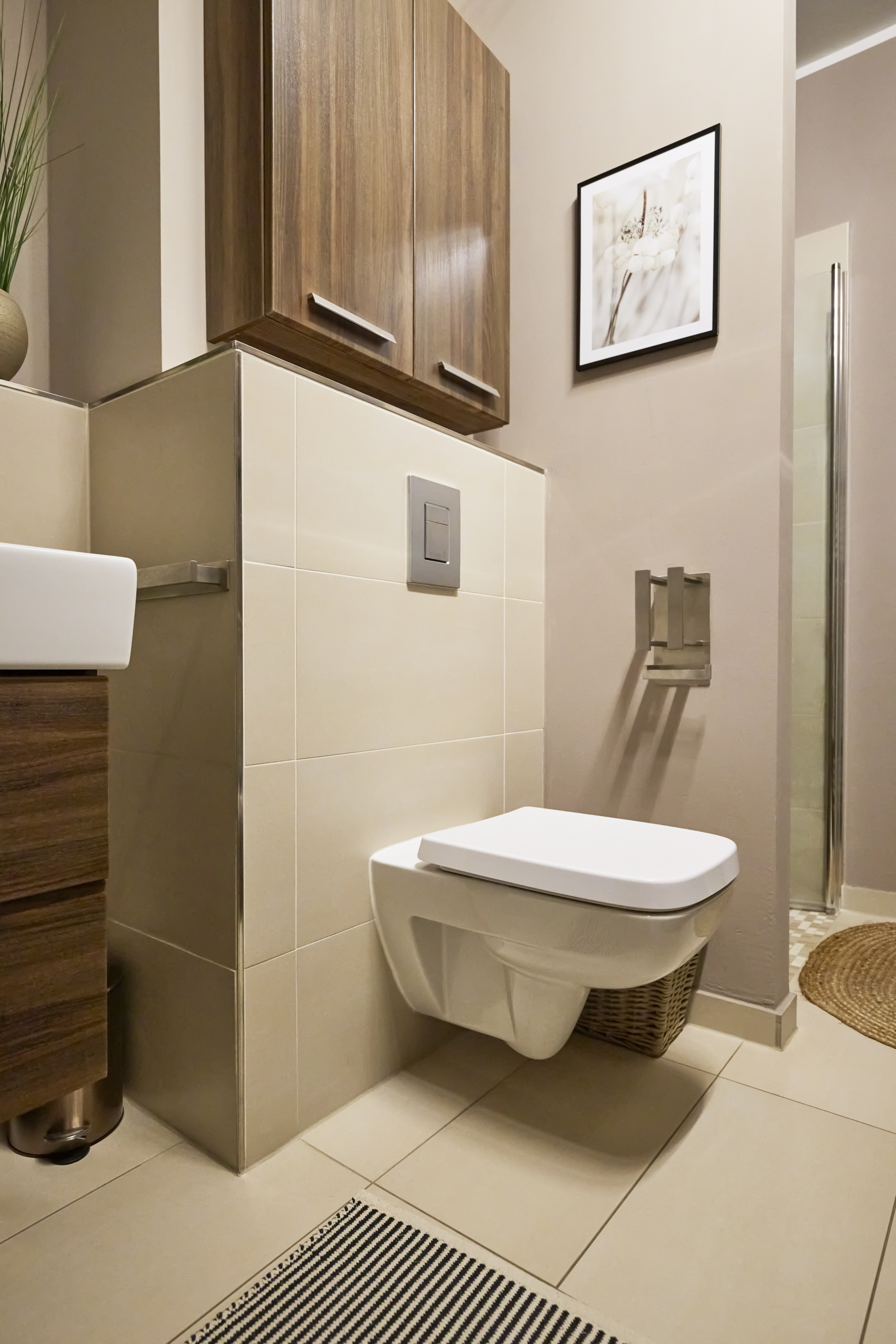 Badezimmer obere Etage_1 - Zwei Etagen – Familientraum auf 6 Zimmern mit Gartenanteil im energetischen Neubau