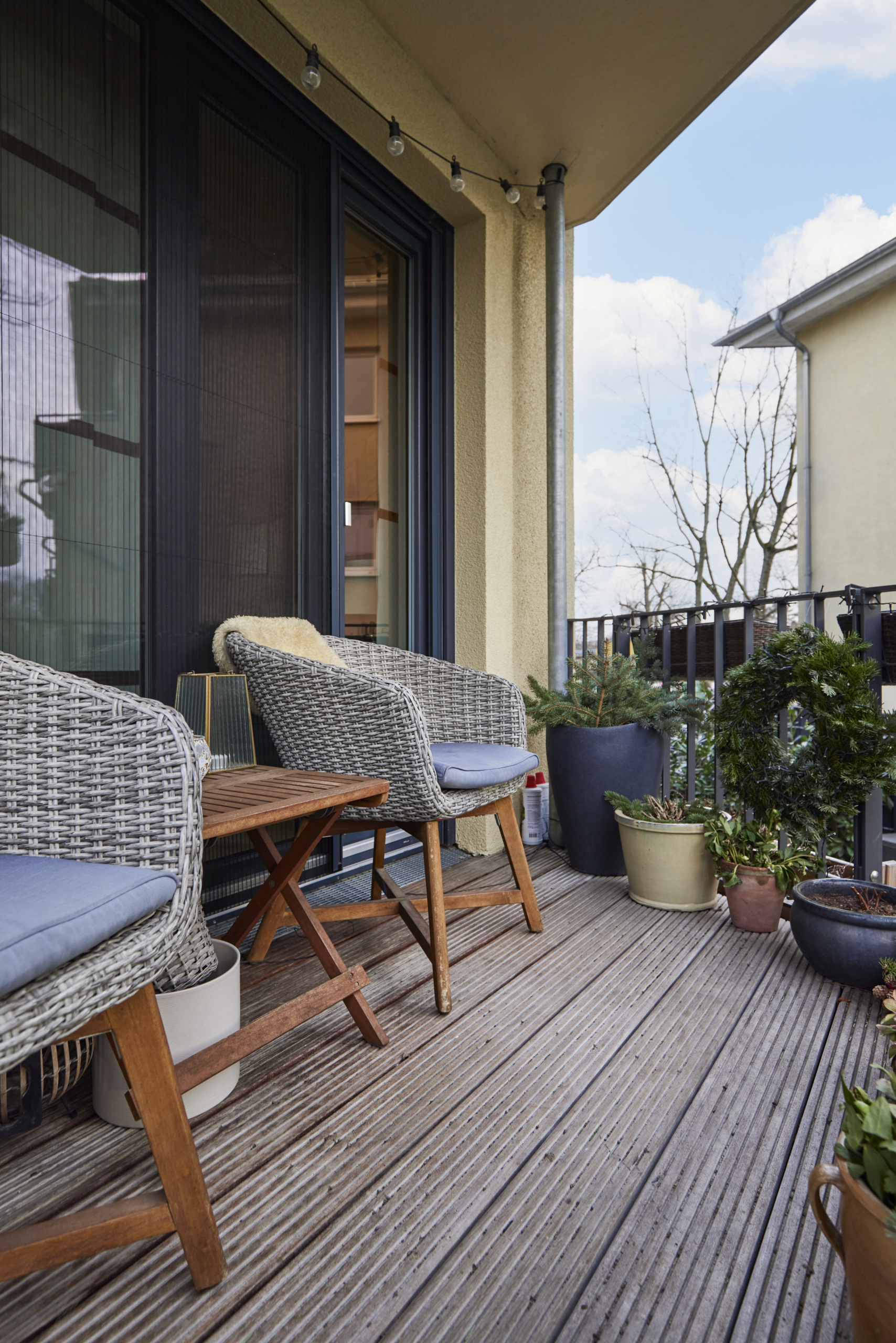 Balkon - Zwei Etagen – Familientraum auf 6 Zimmern mit Gartenanteil im energetischen Neubau