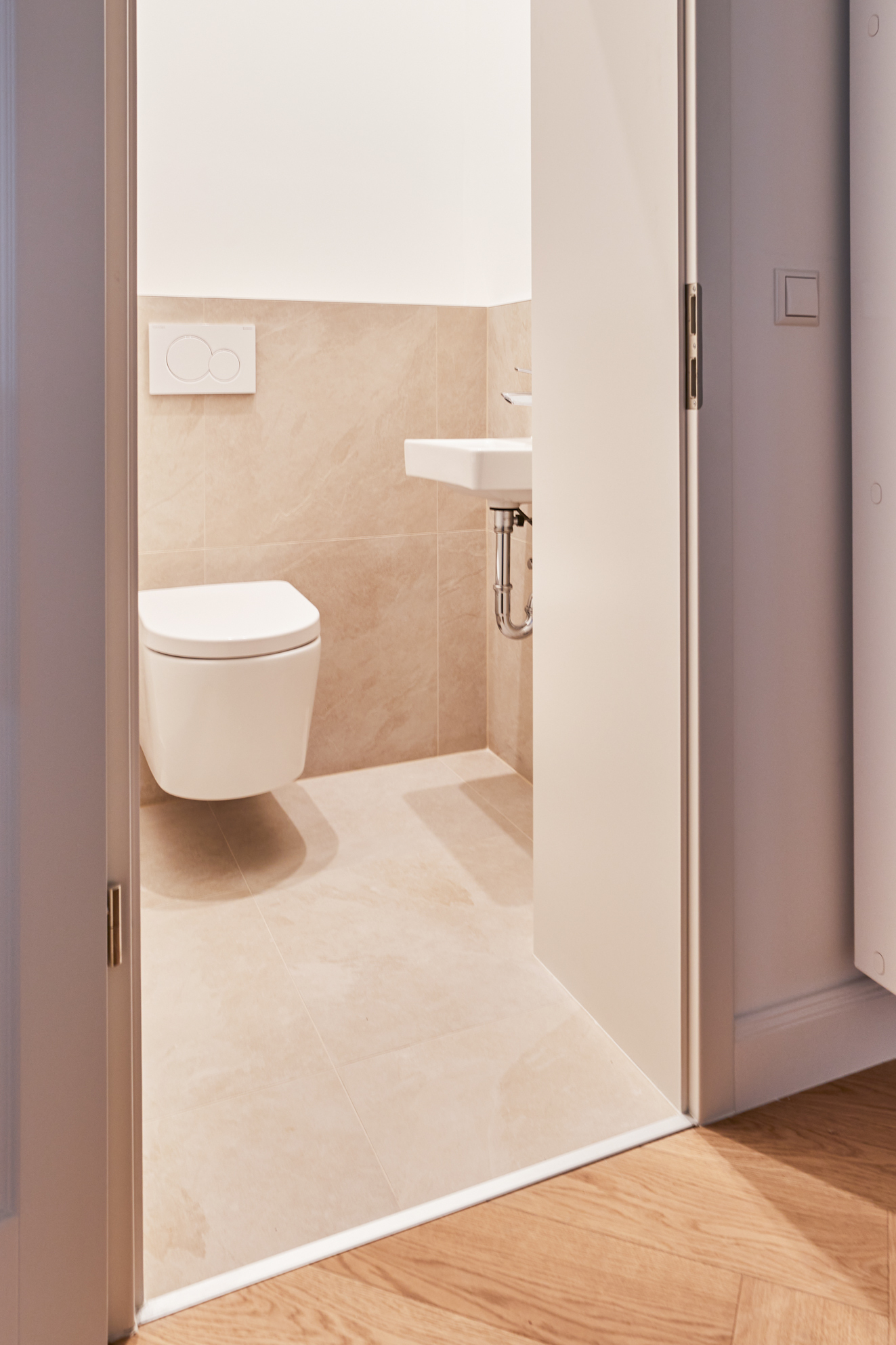 Gäste-WC_ - 112m2 – Wohnen in Toplage mit viel Raum und 5 Zimmern