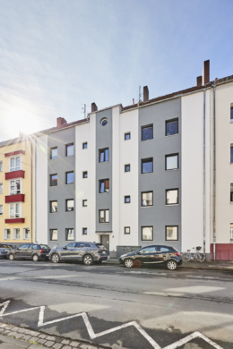 Aussenansicht_1 - Toplage Südstadt – Sanierte 2.-Zimmerwohnung mit Einbauküche und Möblierung