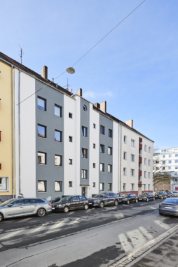 Aussenansicht_ - Toplage Südstadt – Sanierte 2.-Zimmerwohnung mit Einbauküche und Möblierung