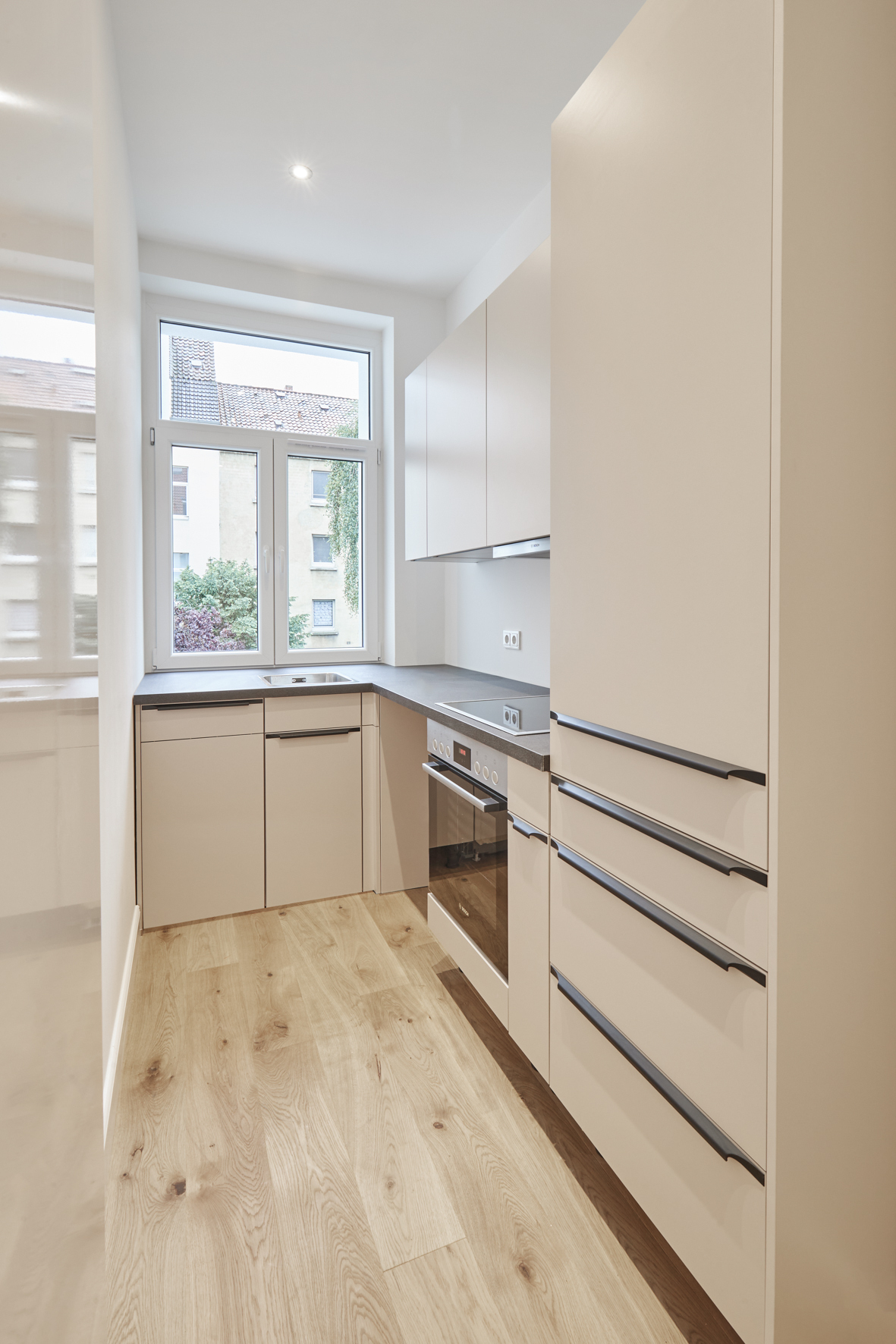 Beispielfotos  Küche_ - 1-Zimmmerapartment mit hochwertiger Einbauküche zum Erstbezug nach Sanierung