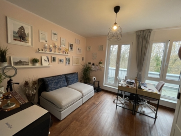 Bild - *VERKAUFT*5-Zimmer Doppelhaushälfte mit 2-PKW Stellplätzen und idyllischem Garten