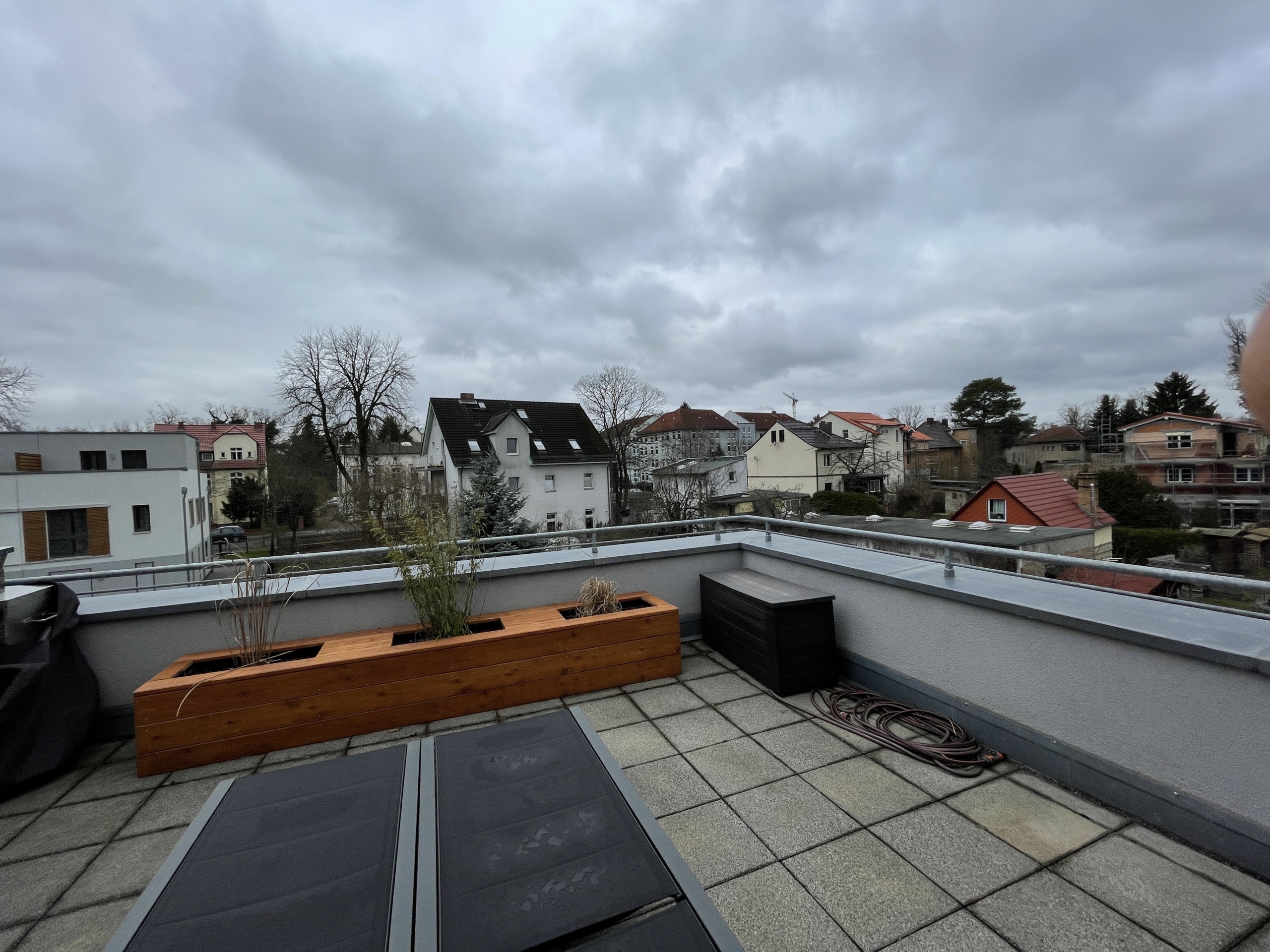 Terrasse - *VERKAUFT*5-Zimmer Doppelhaushälfte mit 2-PKW Stellplätzen und idyllischem Garten