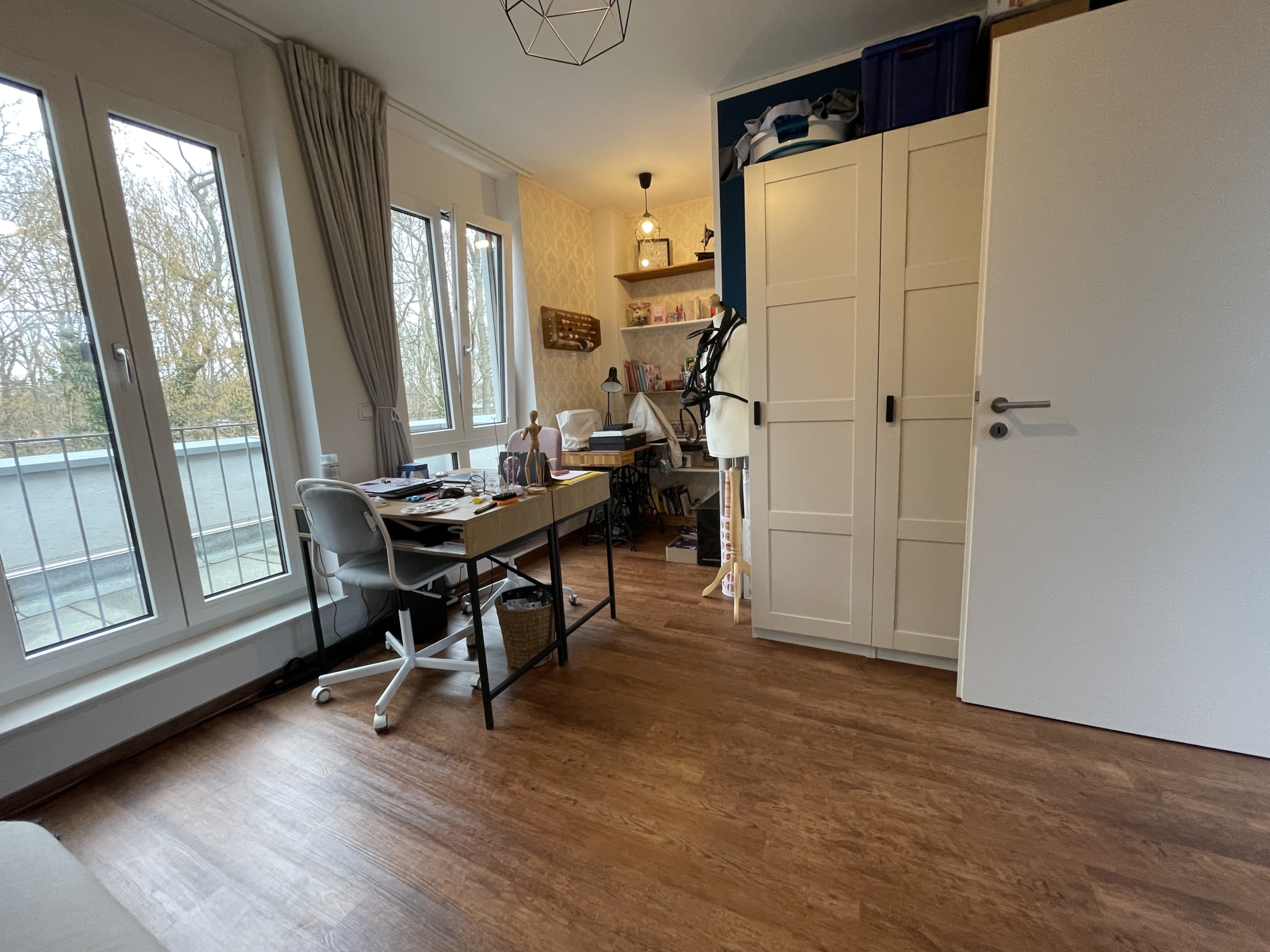 Zimmer 2.OG - *VERKAUFT*5-Zimmer Doppelhaushälfte mit 2-PKW Stellplätzen und idyllischem Garten